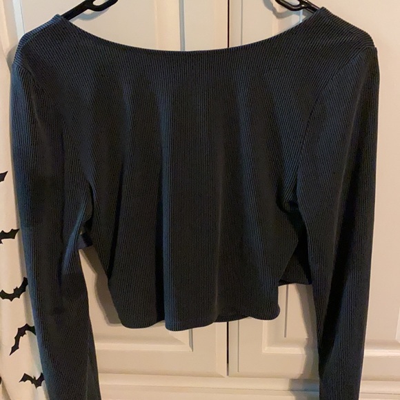 Victoria’s Secret Crop Top - Picture 3 of 4